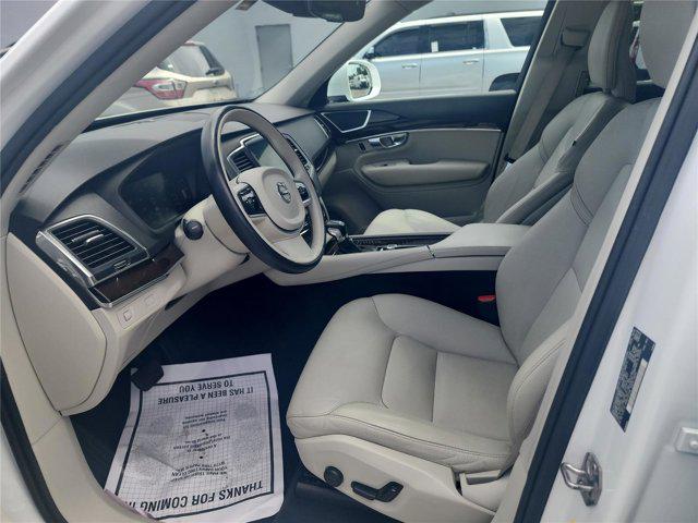 2019 Volvo XC90 T5 Momentum