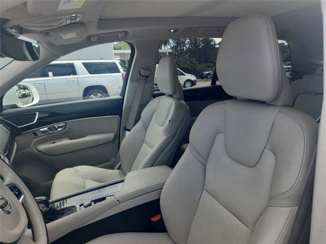 2019 Volvo XC90 T5 Momentum