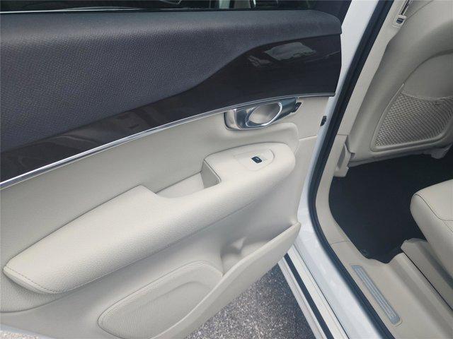 2019 Volvo XC90 T5 Momentum