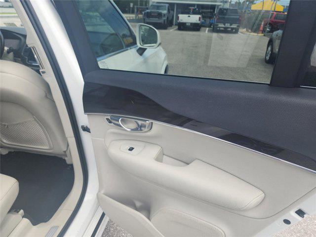 2019 Volvo XC90 T5 Momentum
