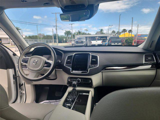 2019 Volvo XC90 T5 Momentum