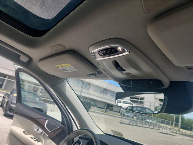 2019 Volvo XC90 T5 Momentum