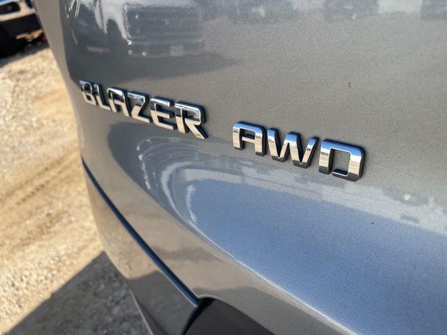2025 Chevrolet Blazer AWD 2LT