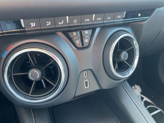 2025 Chevrolet Blazer AWD 2LT