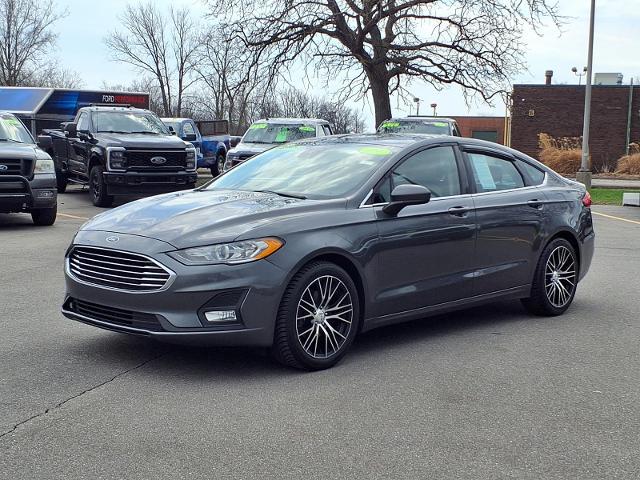 2019 Ford Fusion SE for sale in Woodhaven, MI