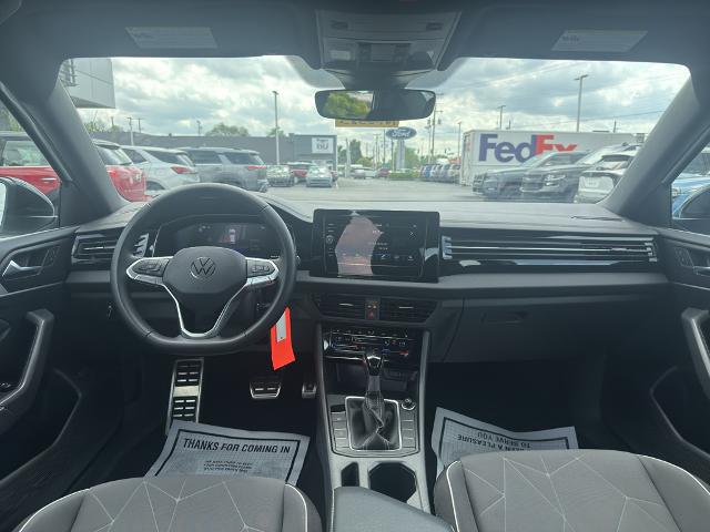 2025 Volkswagen Jetta 1.5T Sport