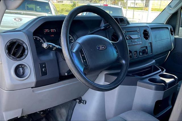 2011 Ford E-350 Super Duty XLT