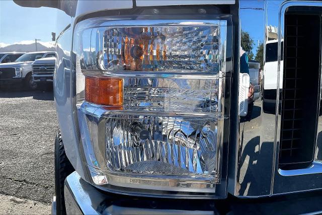 2011 Ford E-350 Super Duty XLT