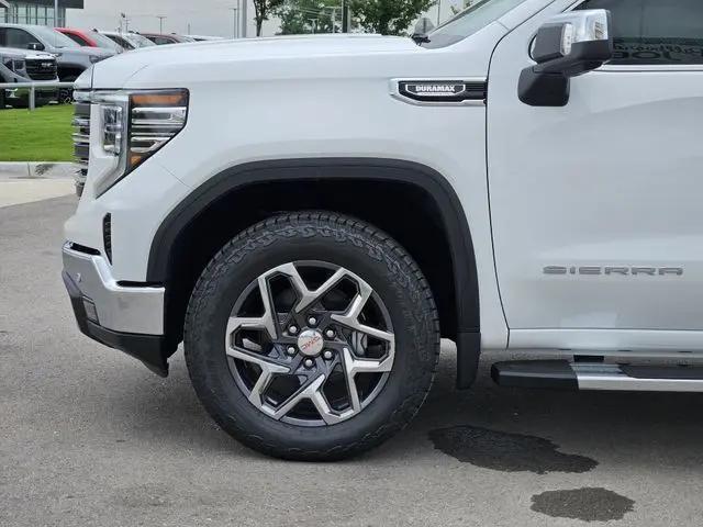2026 GMC Sierra 1500 Crew Cab, Short Bed, SLT, 4WD