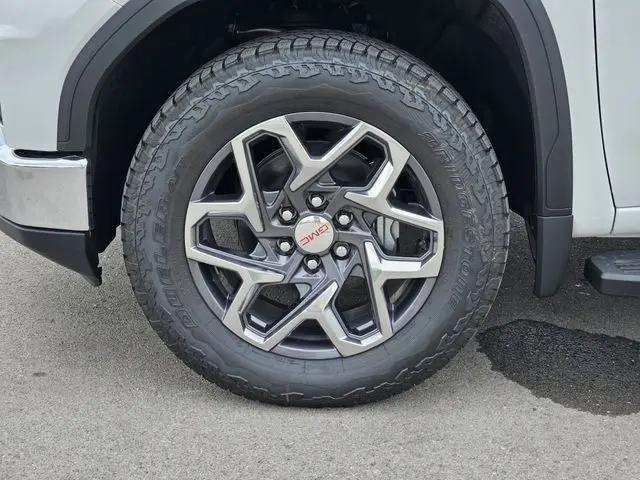 2026 GMC Sierra 1500 Crew Cab, Short Bed, SLT, 4WD