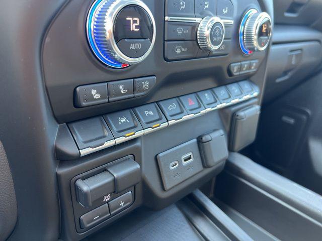 2022 GMC Sierra 1500 Limited 4WD Crew Cab Short Box Denali