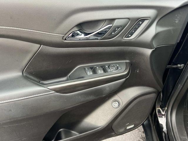 2023 GMC Acadia AWD SLT