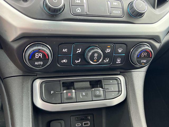 2023 GMC Acadia AWD SLT