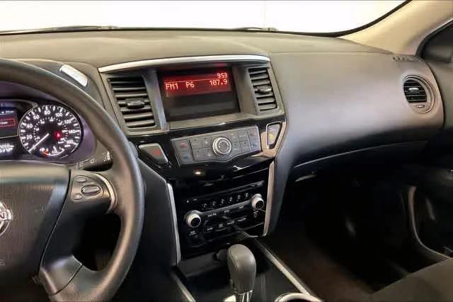 2015 Nissan Pathfinder S