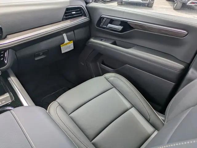 2026 Chevrolet Suburban Premier, RWD