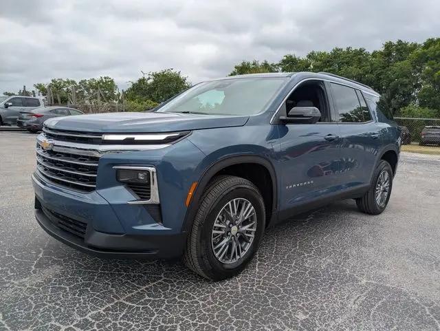 2026 Chevrolet Traverse FWD LT