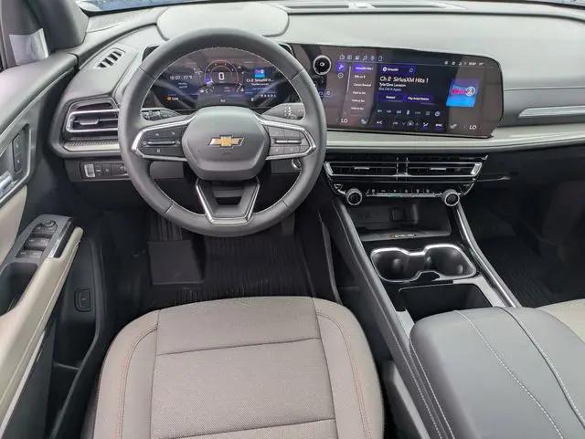 2026 Chevrolet Traverse FWD LT