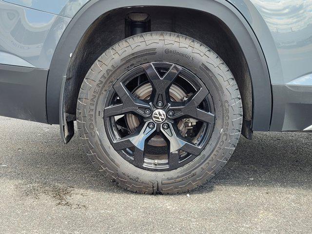 2024 Volkswagen Atlas 2.0T Peak Edition SE w/Technology