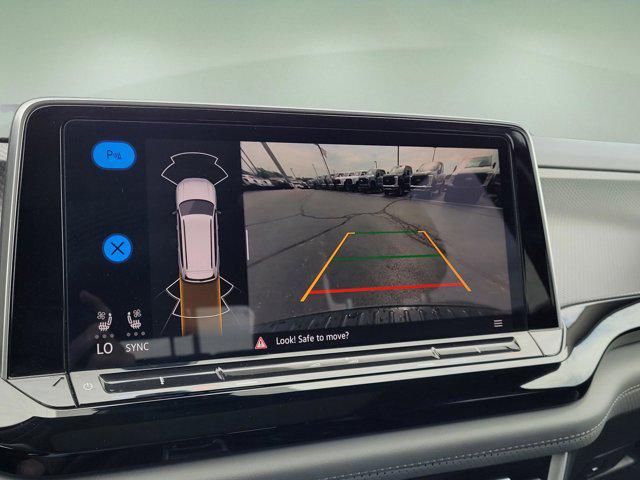 2024 Volkswagen Atlas 2.0T Peak Edition SE w/Technology