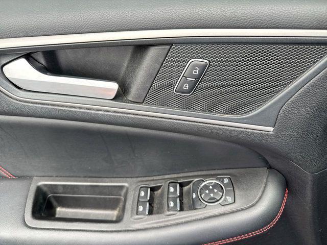 2021 Ford Edge ST-Line