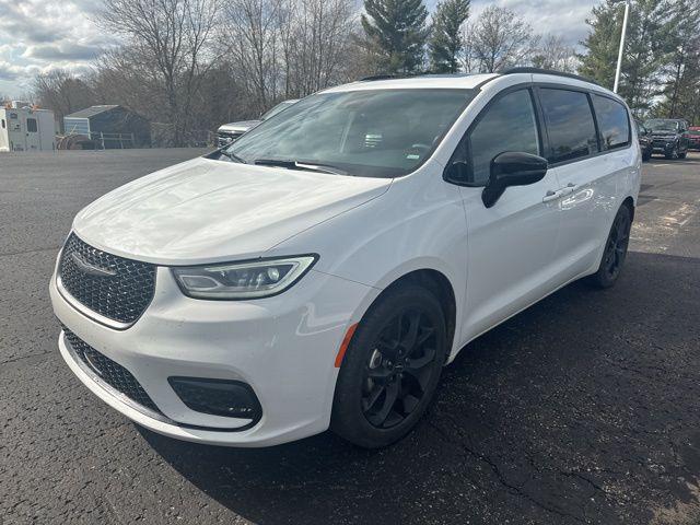 2025 Chrysler Pacifica Limited for sale in West Branch, MI
