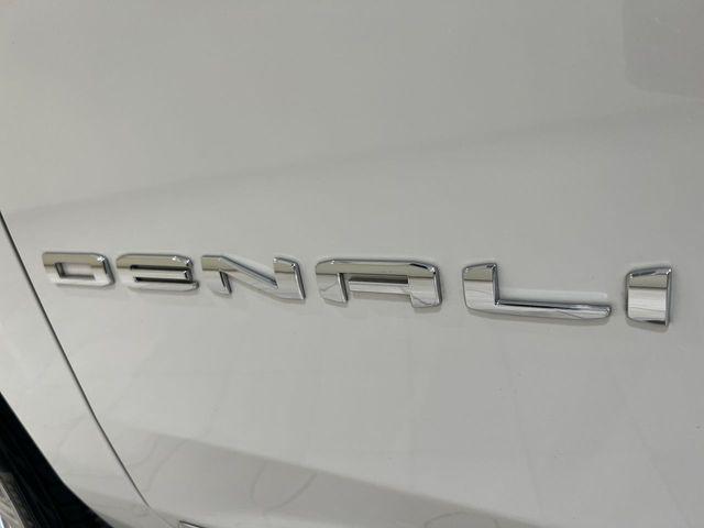 2024 GMC Yukon XL 4WD Denali