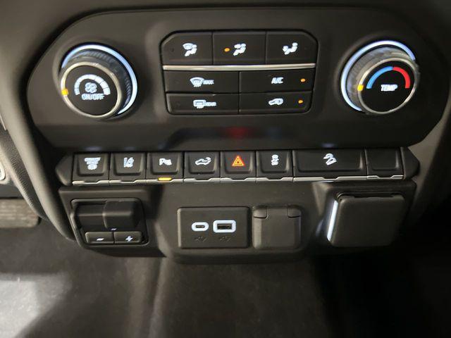 2024 Chevrolet Silverado 2500HD 4WD Crew Cab Standard Bed Custom