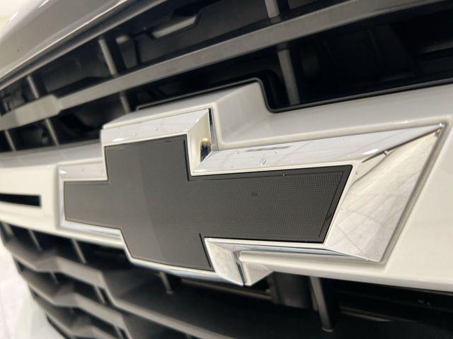 2024 Chevrolet Silverado 2500HD 4WD Crew Cab Standard Bed Custom