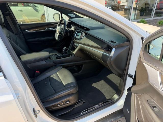 2022 Cadillac XT5 AWD Premium Luxury