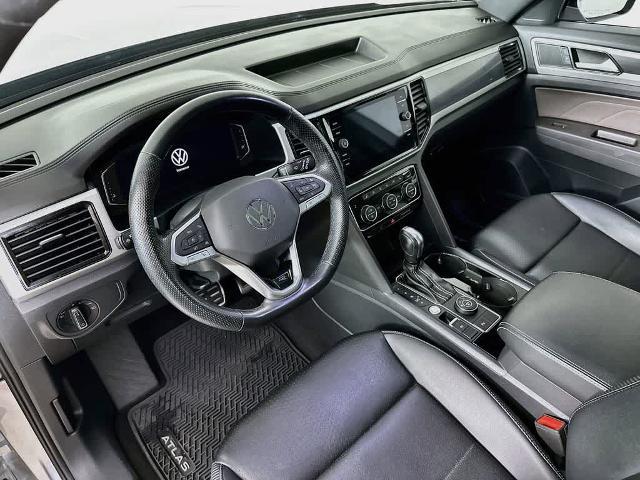 2023 Volkswagen Atlas Cross Sport 2.0T SEL R-Line Black