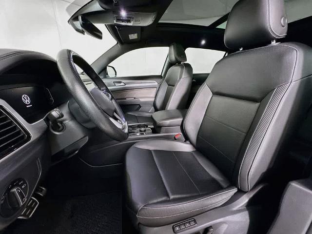 2023 Volkswagen Atlas Cross Sport 2.0T SEL R-Line Black