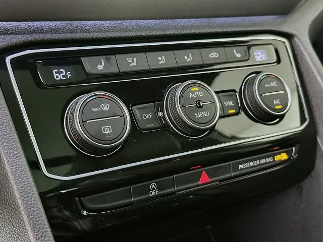 2023 Volkswagen Atlas Cross Sport 2.0T SEL R-Line Black