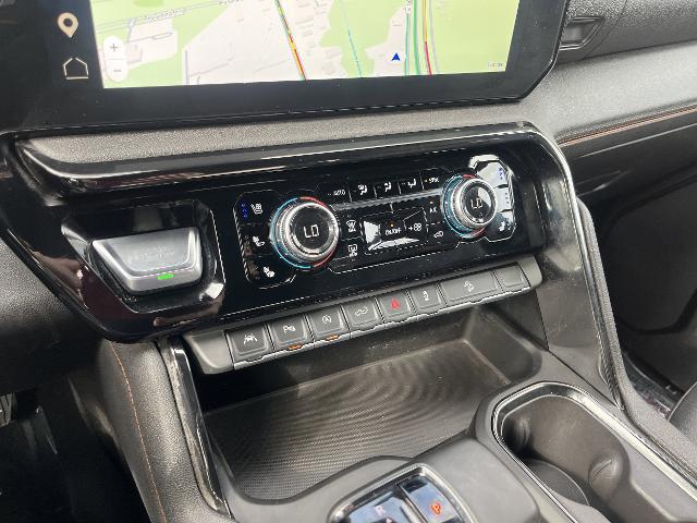 2025 GMC Sierra 1500 4WD Crew Cab Short Box AT4