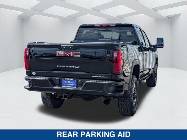 2025 GMC Sierra 2500HD 4WD Crew Cab Standard Bed Denali