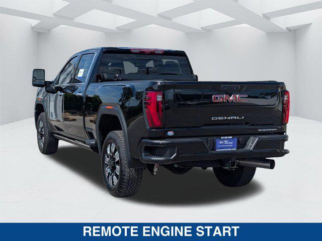 2025 GMC Sierra 2500HD 4WD Crew Cab Standard Bed Denali