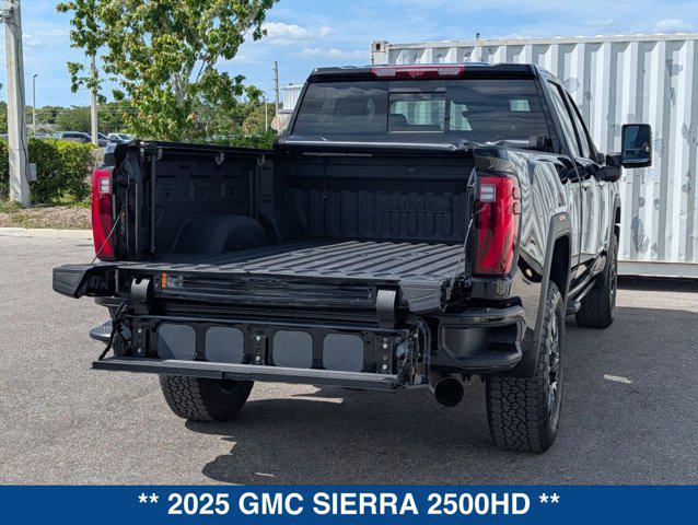 2025 GMC Sierra 2500HD 4WD Crew Cab Standard Bed Denali