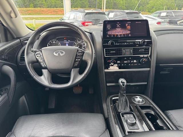 2024 INFINITI QX80 LUXE AWD