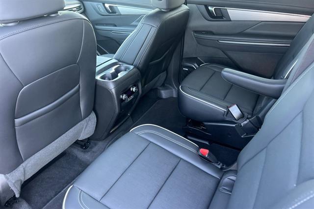 2025 Buick Enclave Preferred FWD