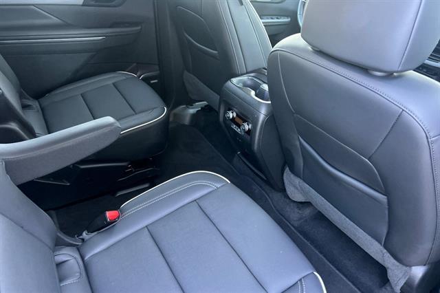 2025 Buick Enclave Preferred FWD