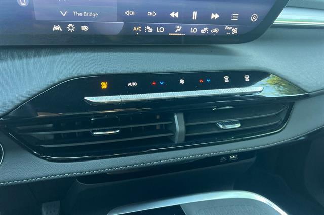 2025 Buick Enclave Preferred FWD