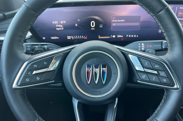 2025 Buick Enclave Preferred FWD