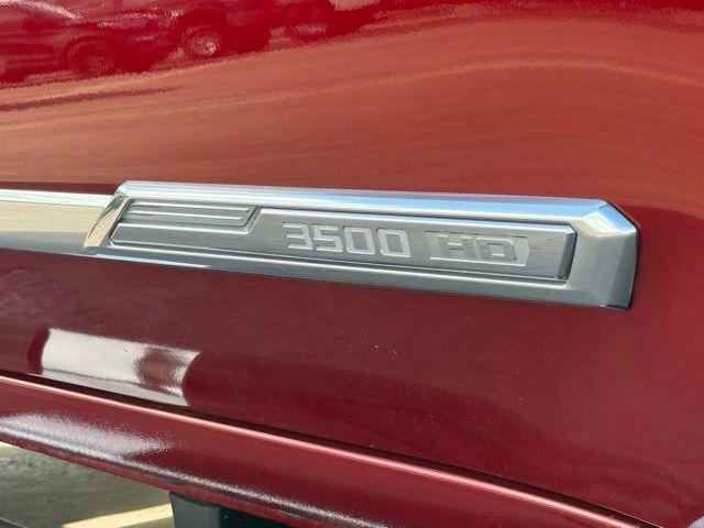 2024 Chevrolet Silverado 3500HD 4WD Crew Cab Long Bed High Country