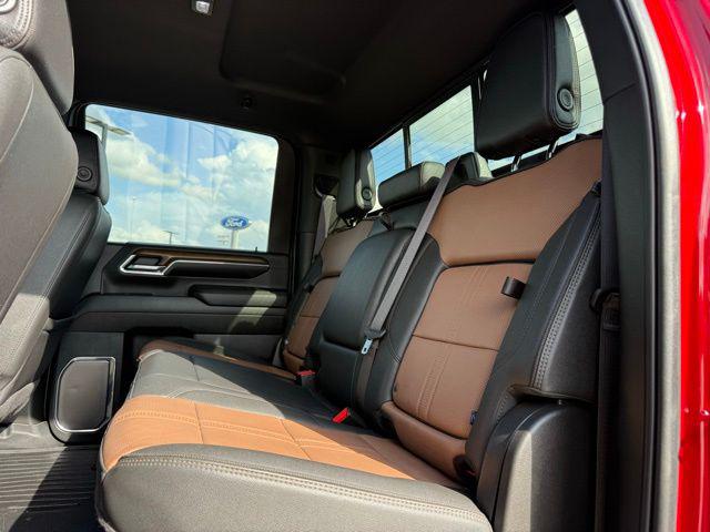 2024 Chevrolet Silverado 3500HD 4WD Crew Cab Long Bed High Country