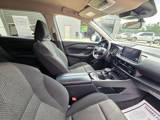 2025 Nissan Rogue SV FWD