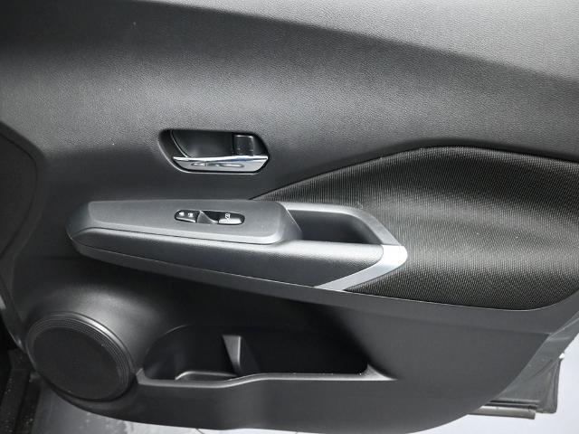 2024 Nissan Kicks SV Xtronic CVT