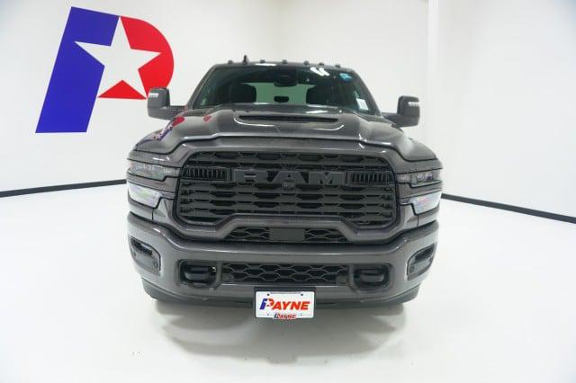 2026 RAM 3500 Lone Star Crew Cab 4x4 8 Box