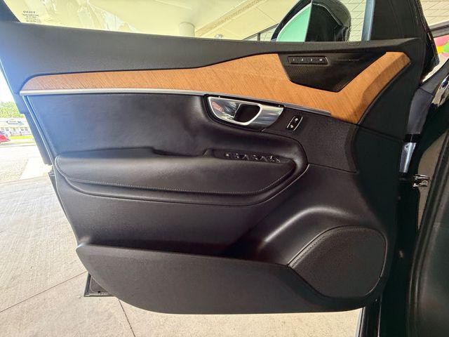 2023 Volvo XC90 B6 Plus 7-Seater