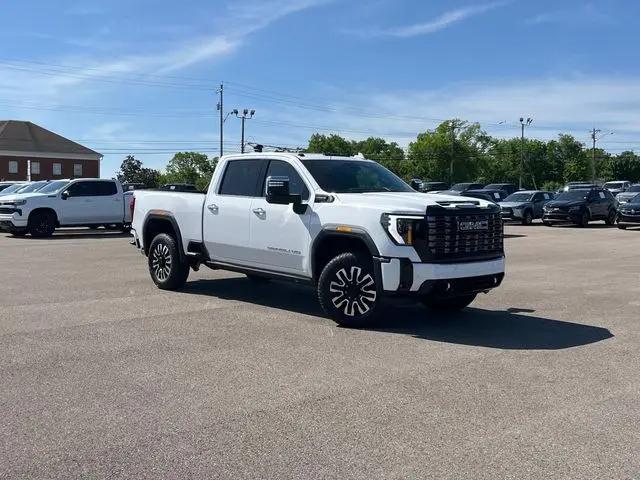2026 GMC Sierra 2500HD Crew Cab, Standard Bed, Denali Ultimate, 4WD