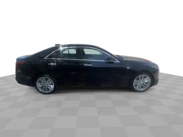 2023 Cadillac CT4 Premium Luxury