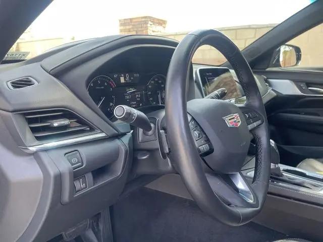 2023 Cadillac CT4 Premium Luxury
